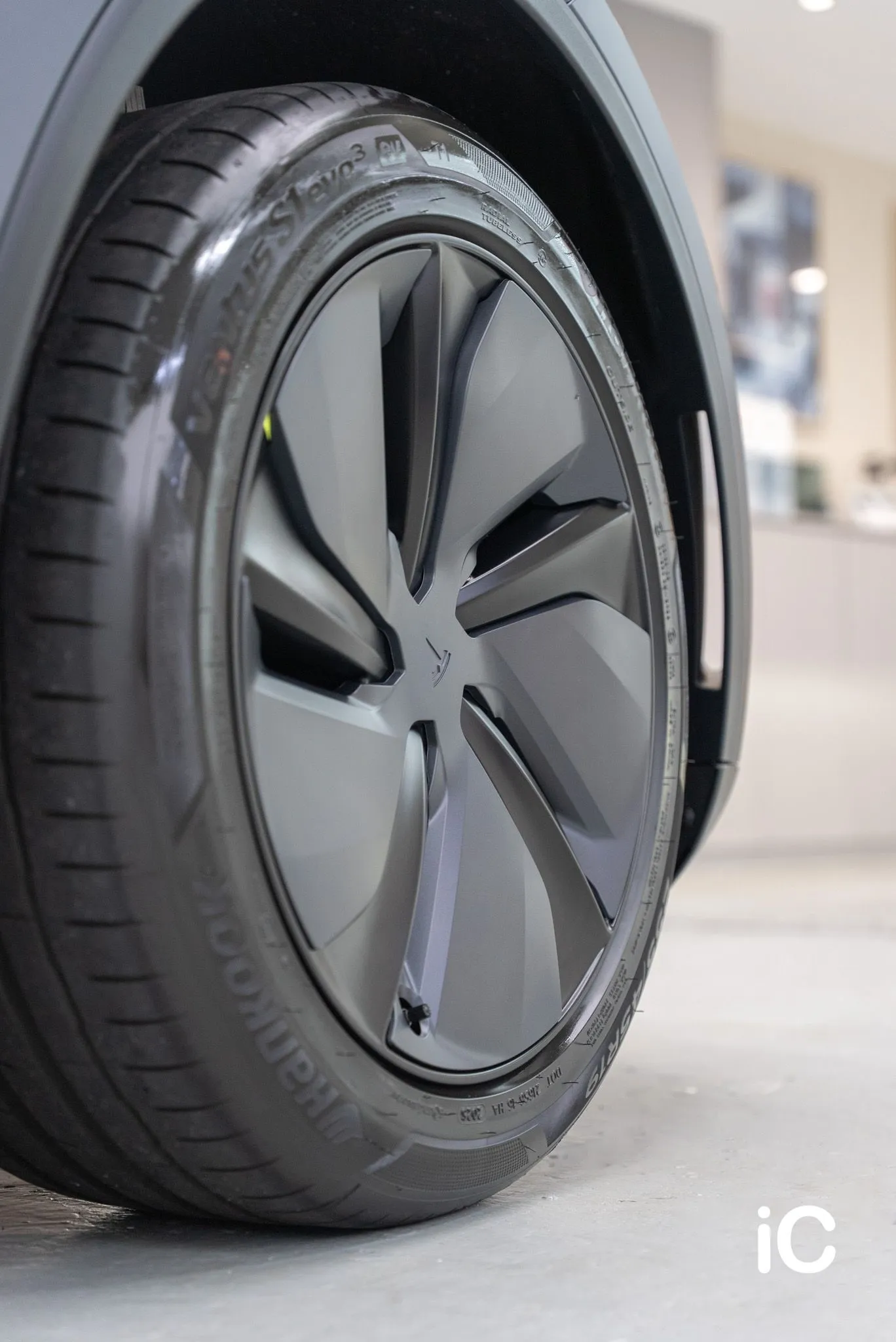 Tesla Model Y 轉色 PPF 施工作品