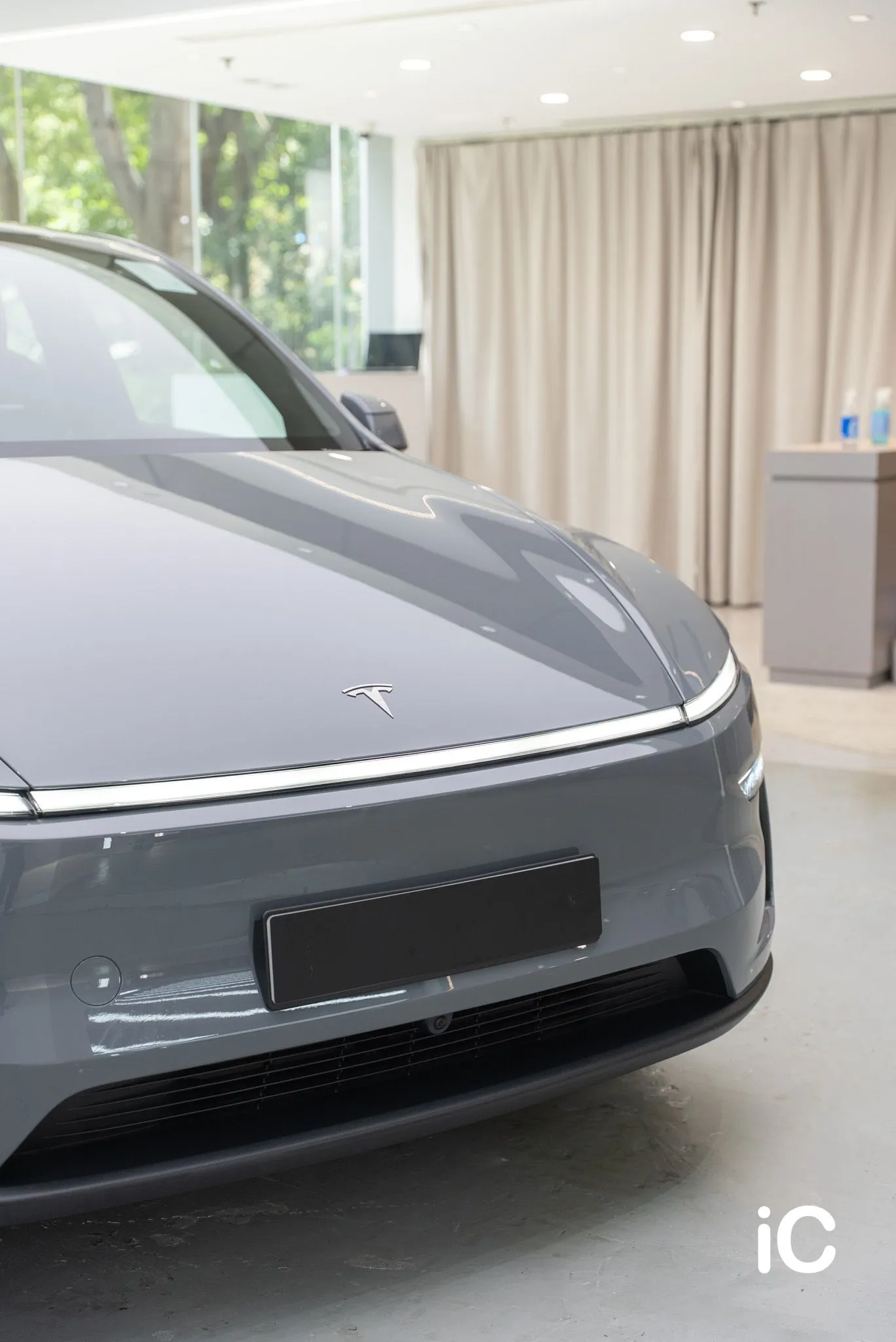 Tesla Model Y 轉色 PPF 施工作品