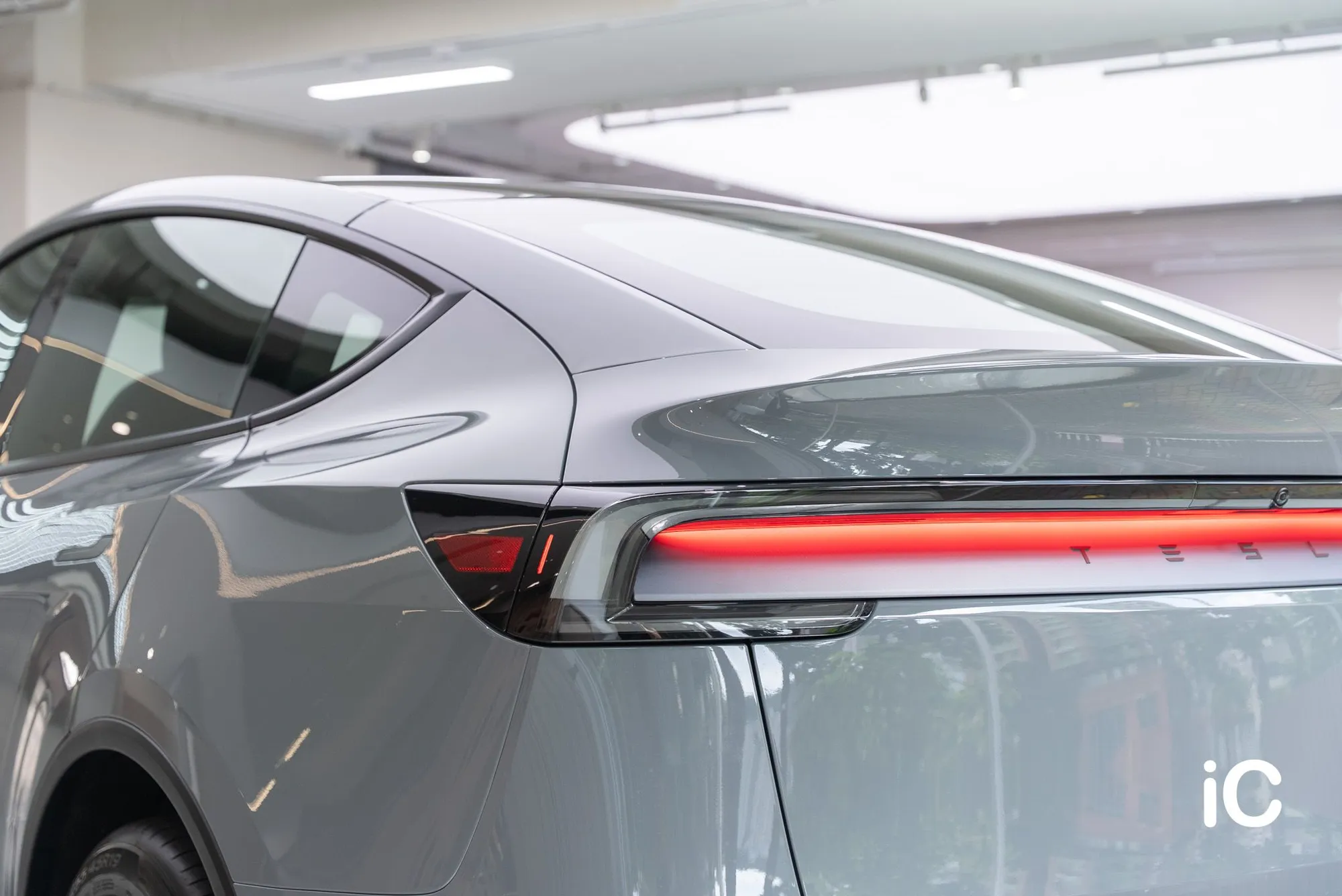 Tesla Model Y 轉色 PPF 施工作品
