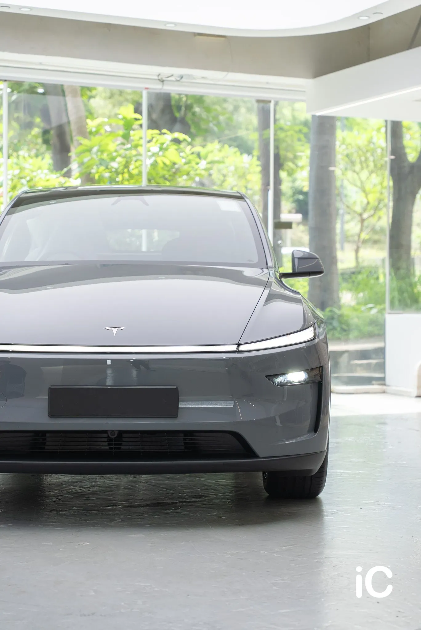 Tesla Model Y 轉色 PPF 施工作品