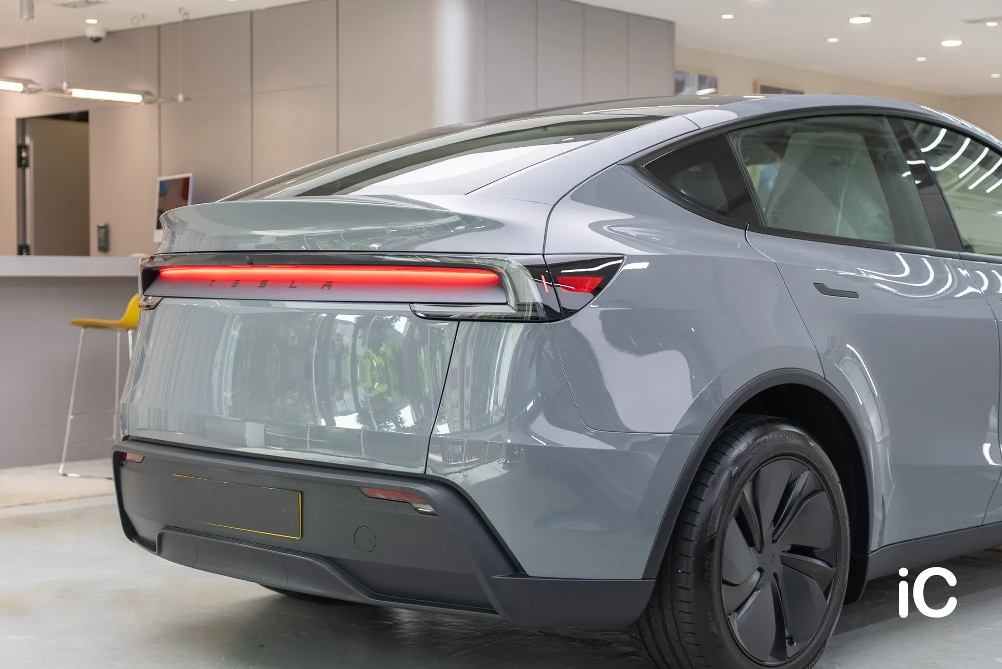 Tesla Model Y 轉色 PPF 施工作品