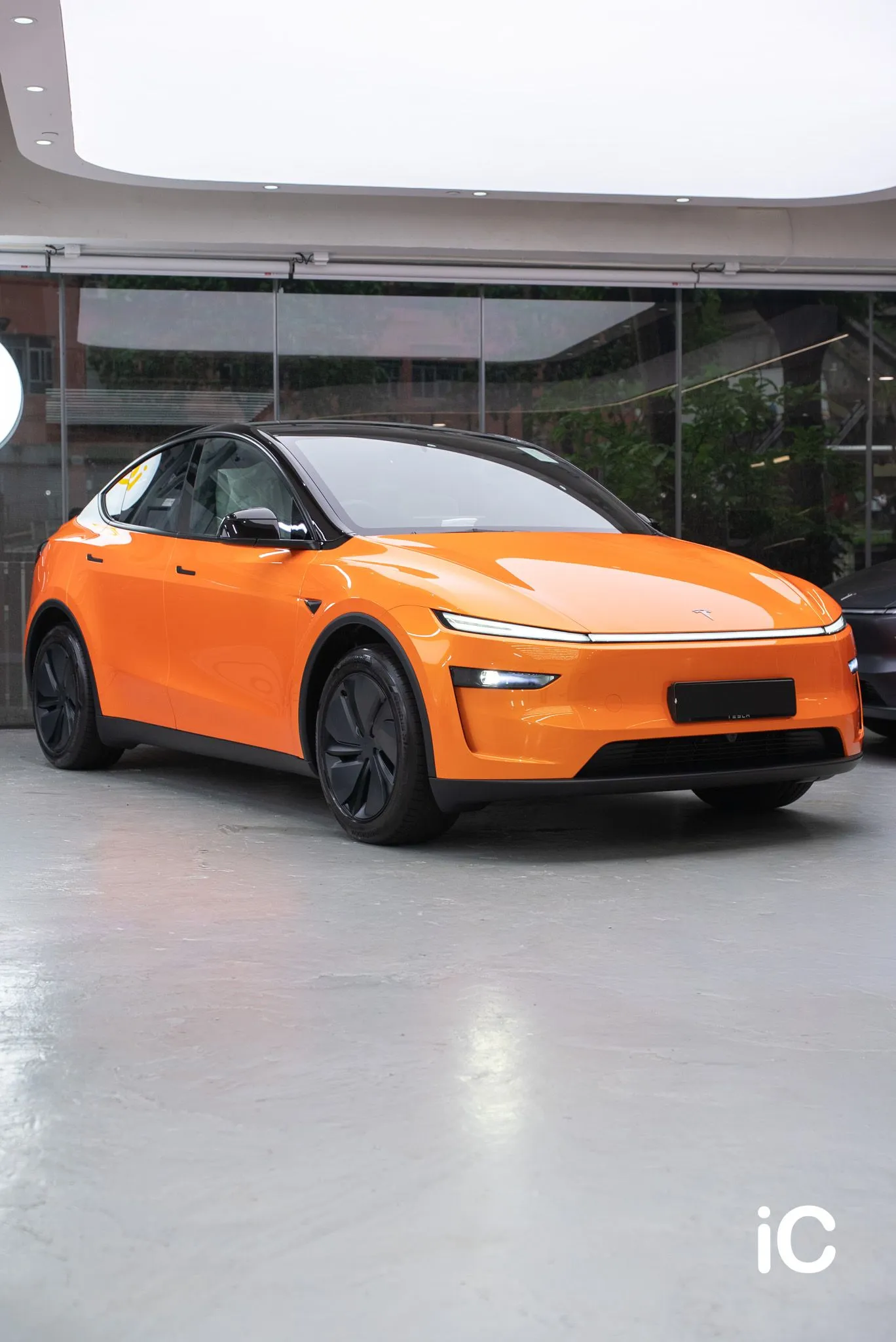 Tesla Model Y 轉色 PPF 施工作品