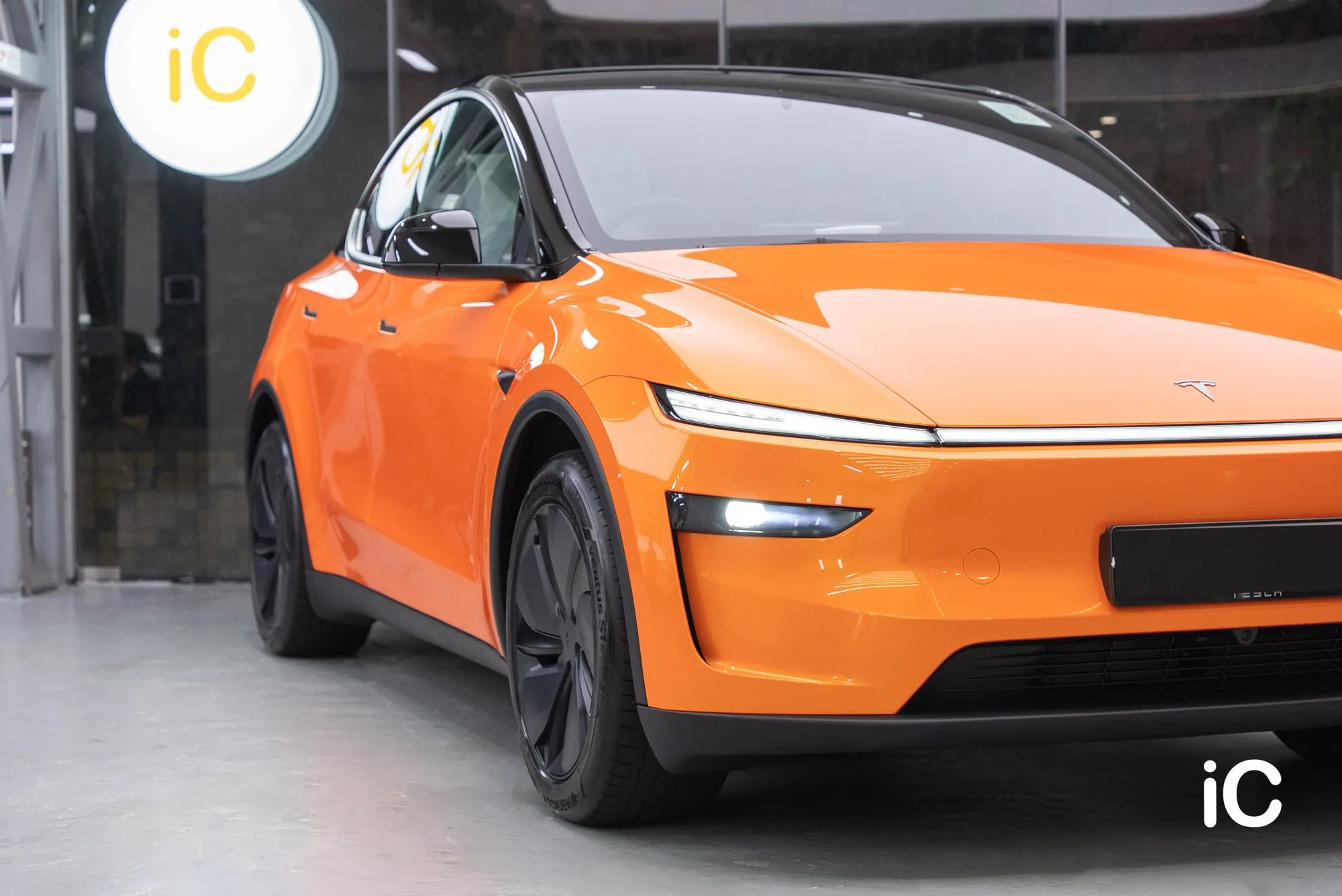 Tesla Model Y 轉色 PPF 施工作品