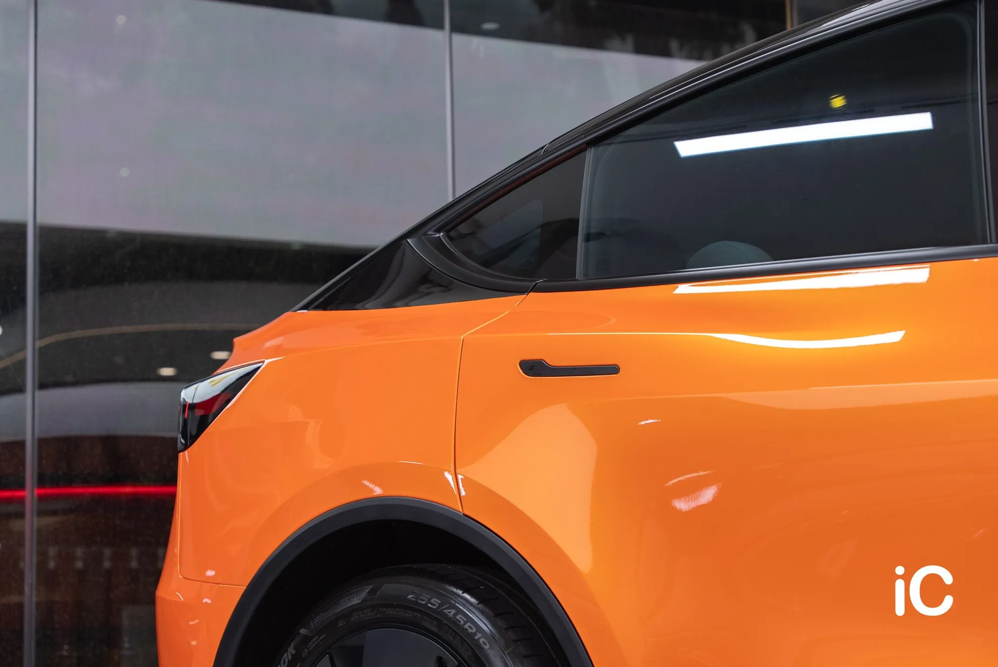 Tesla Model Y 轉色 PPF 施工作品