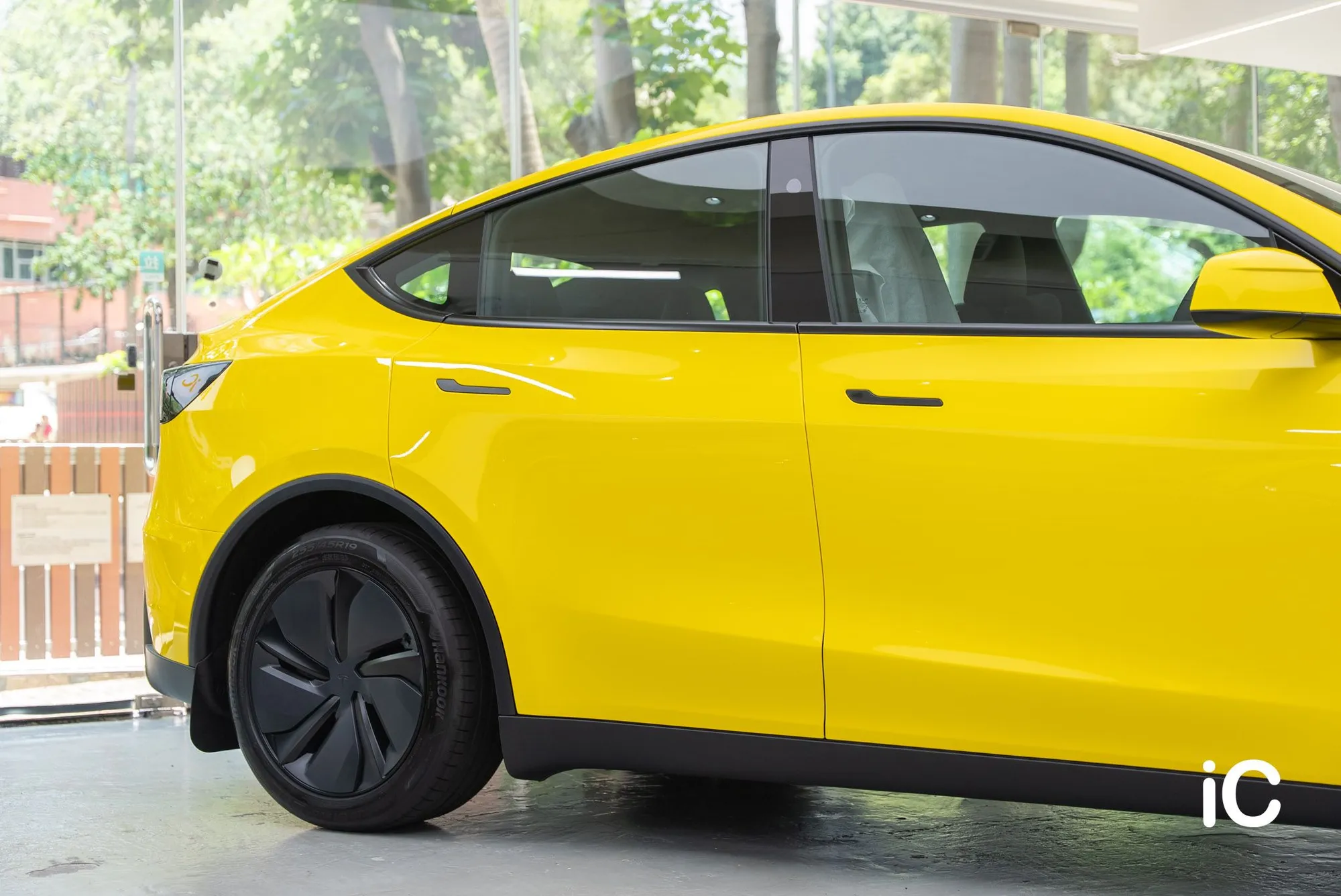 Tesla Model Y 轉色 PPF 施工作品