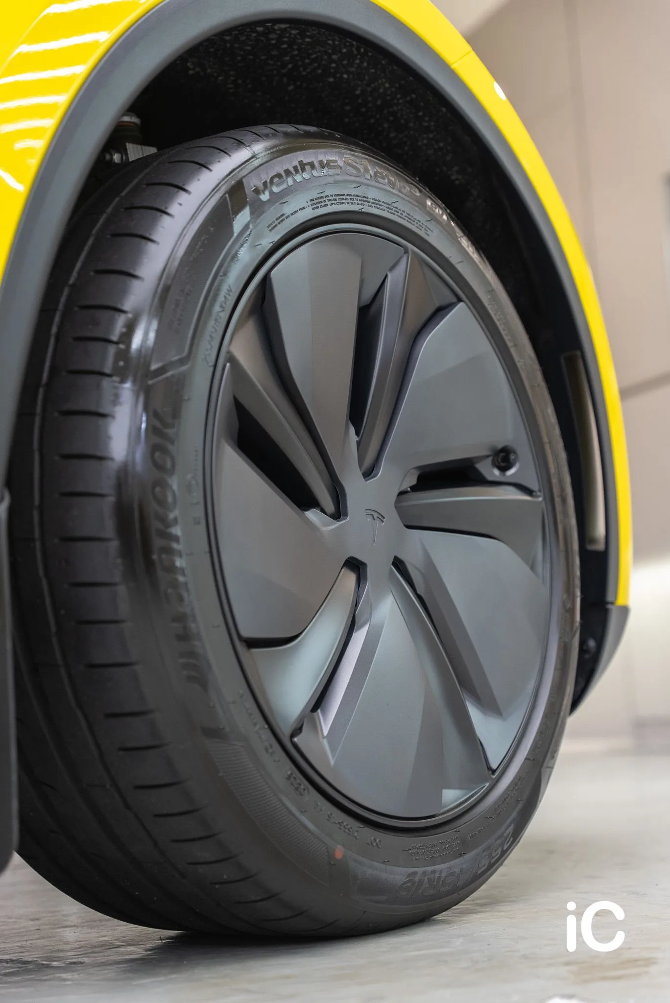 Tesla Model Y 轉色 PPF 施工作品