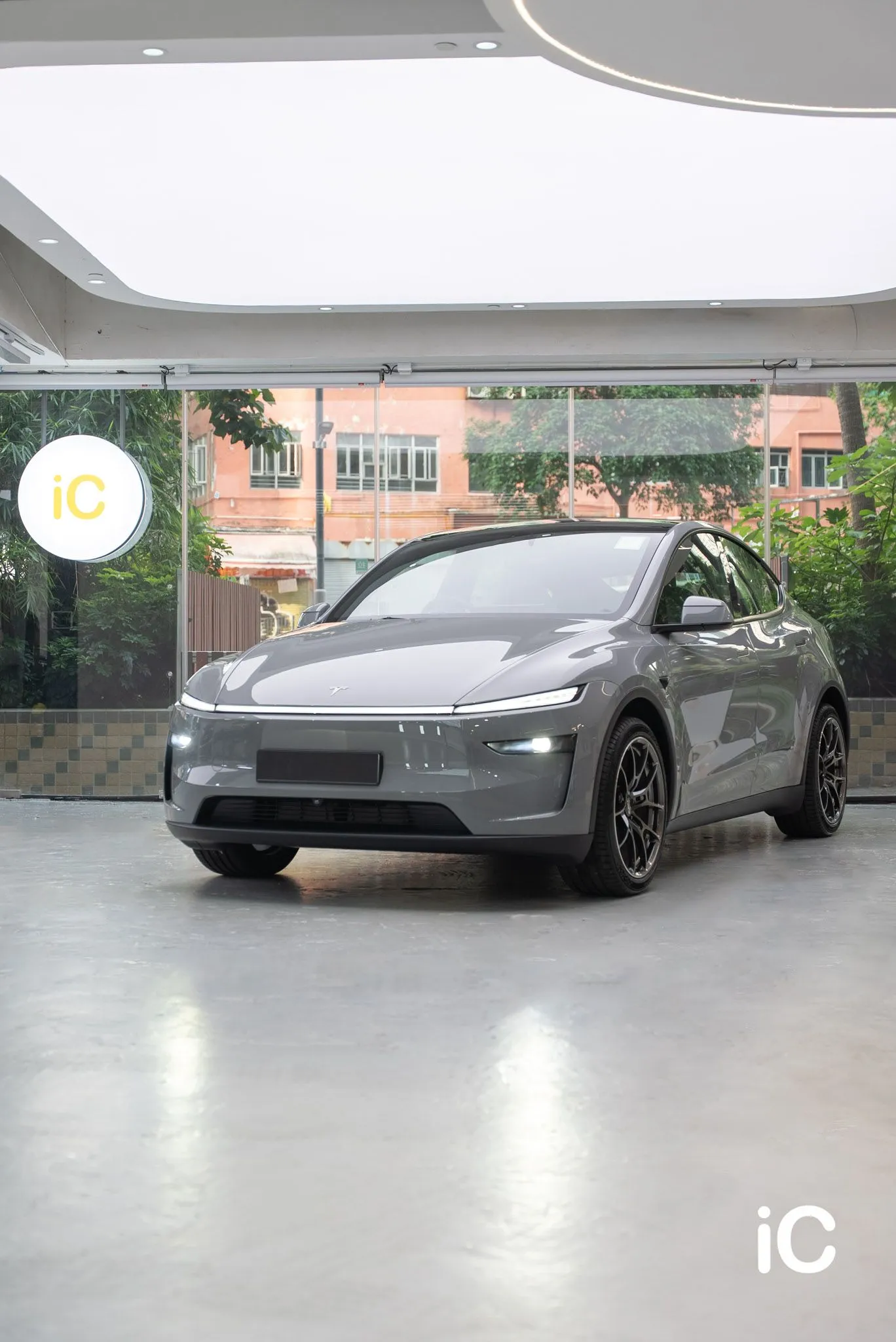 Tesla Model Y 轉色 PPF 施工作品