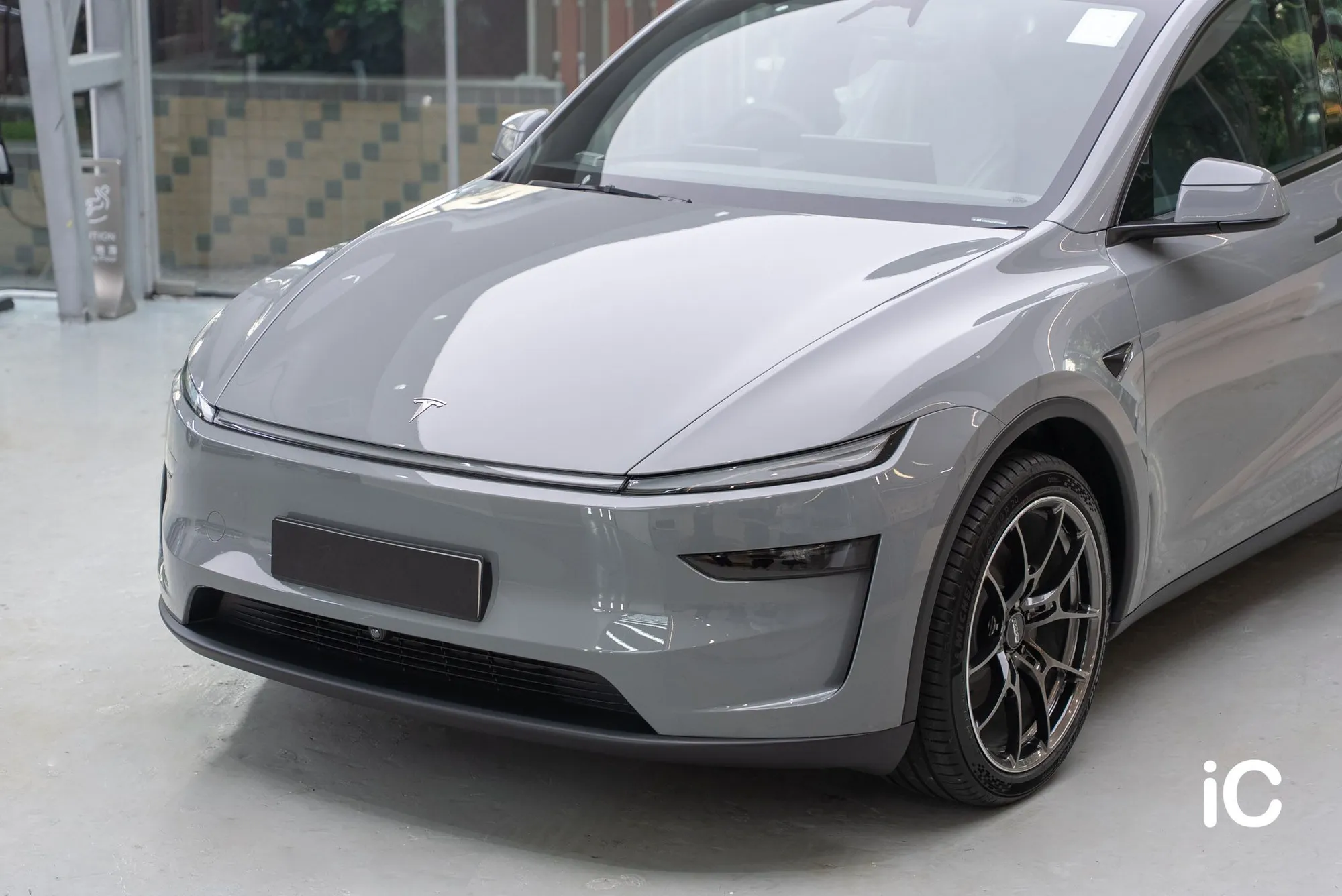 Tesla Model Y 轉色 PPF 施工作品