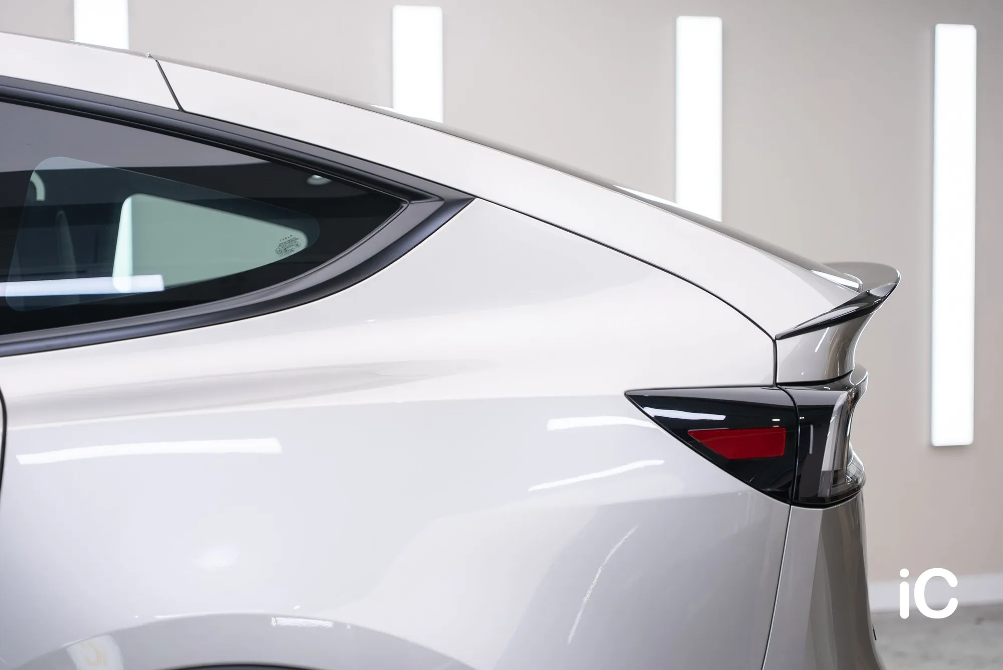Tesla Model Y L 鍍膜 施工作品