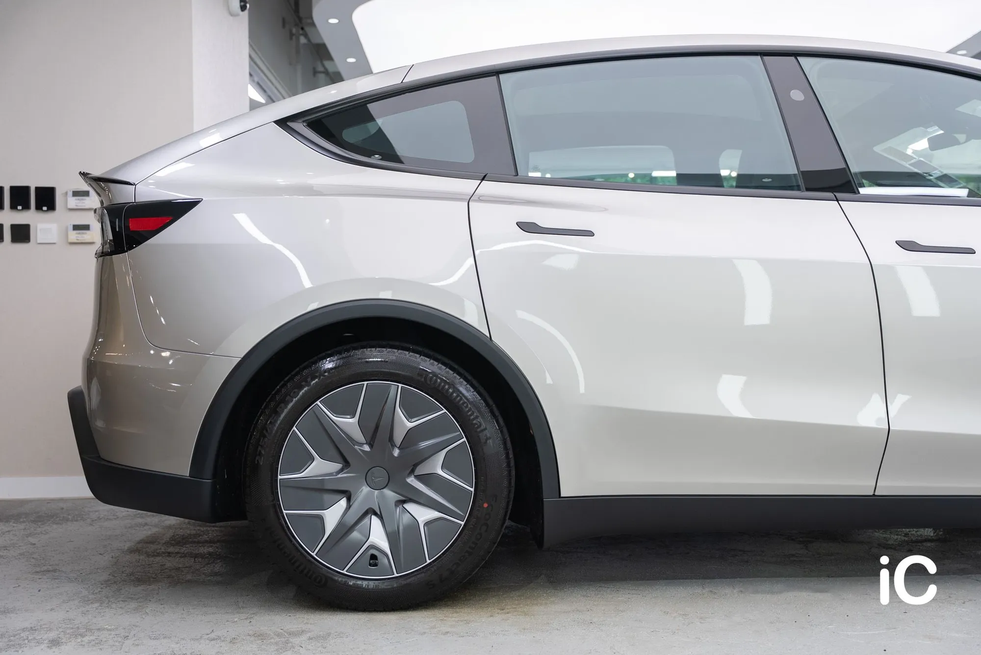 Tesla Model Y L 鍍膜 施工作品