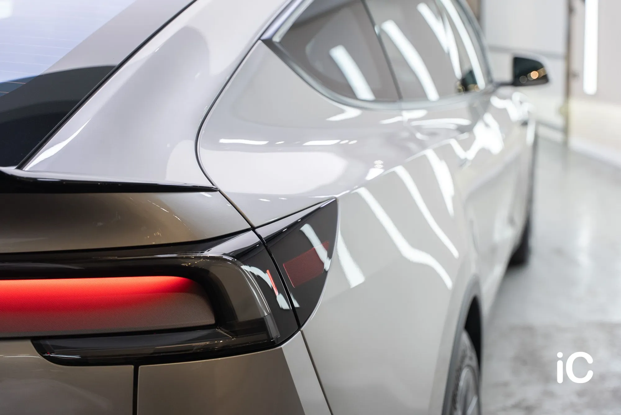Tesla Model Y L 鍍膜 施工作品