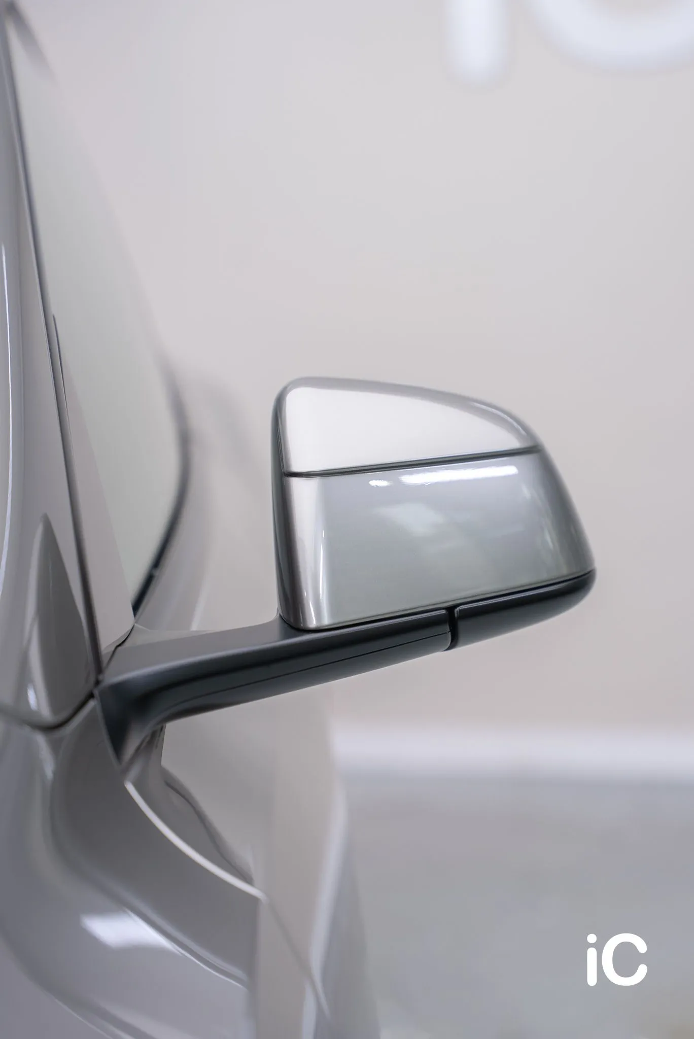 Tesla Model Y L 轉色 PPF 施工作品