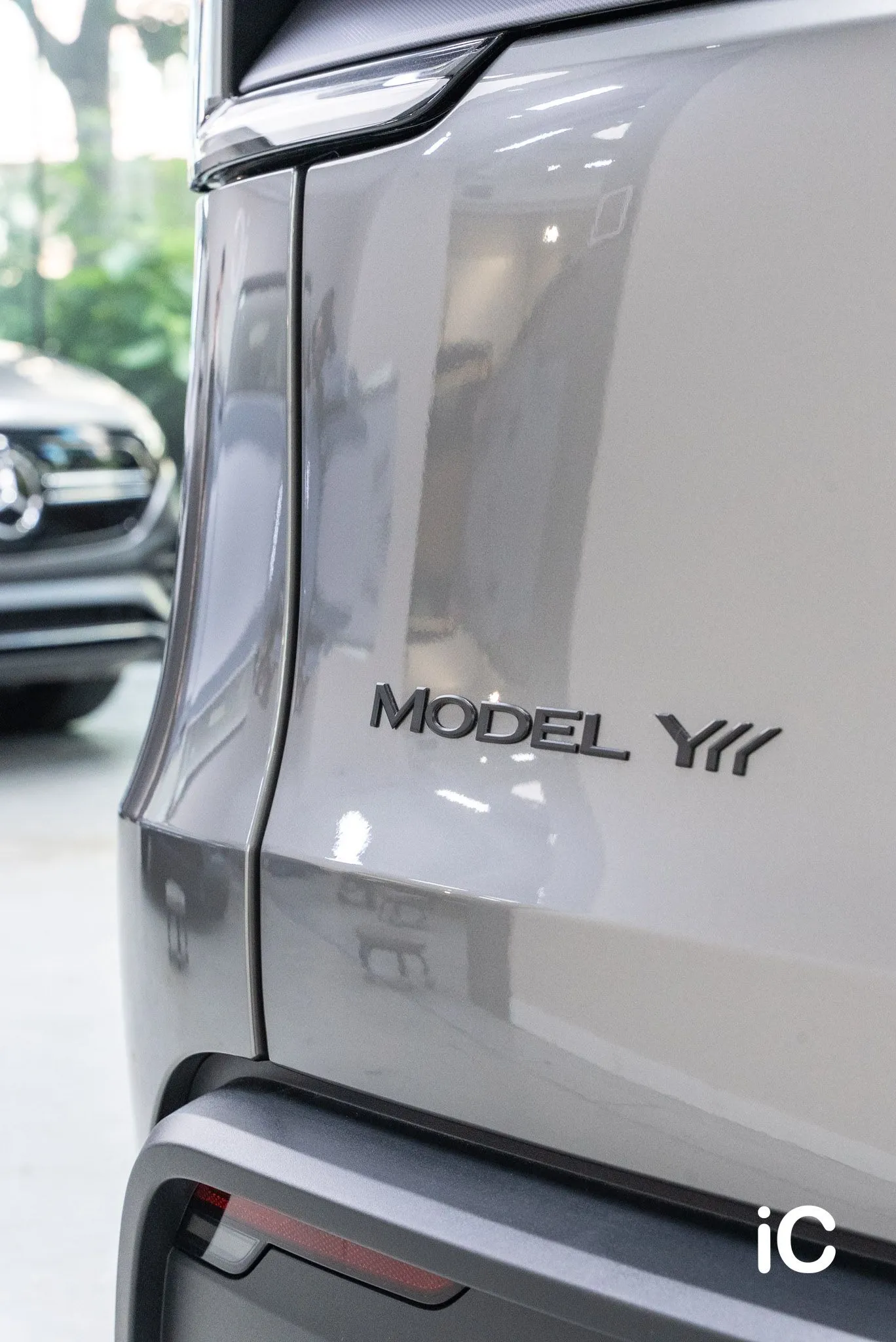 Tesla Model Y L 轉色 PPF 施工作品
