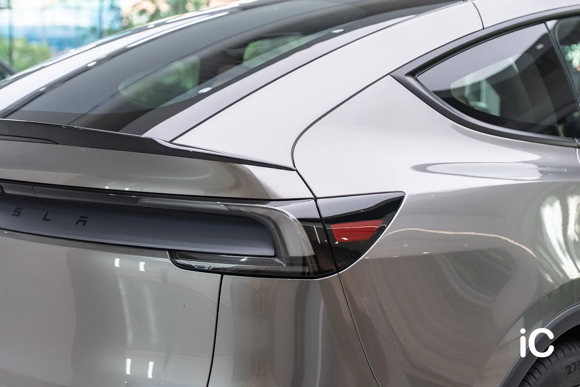 Tesla Model Y L 轉色 PPF 施工作品