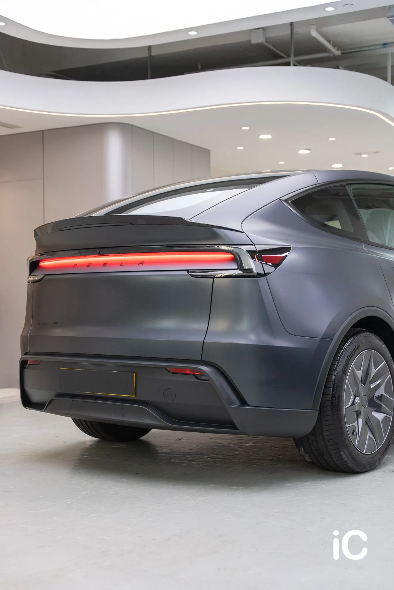 Tesla Model Y L 透明 PPF 施工作品