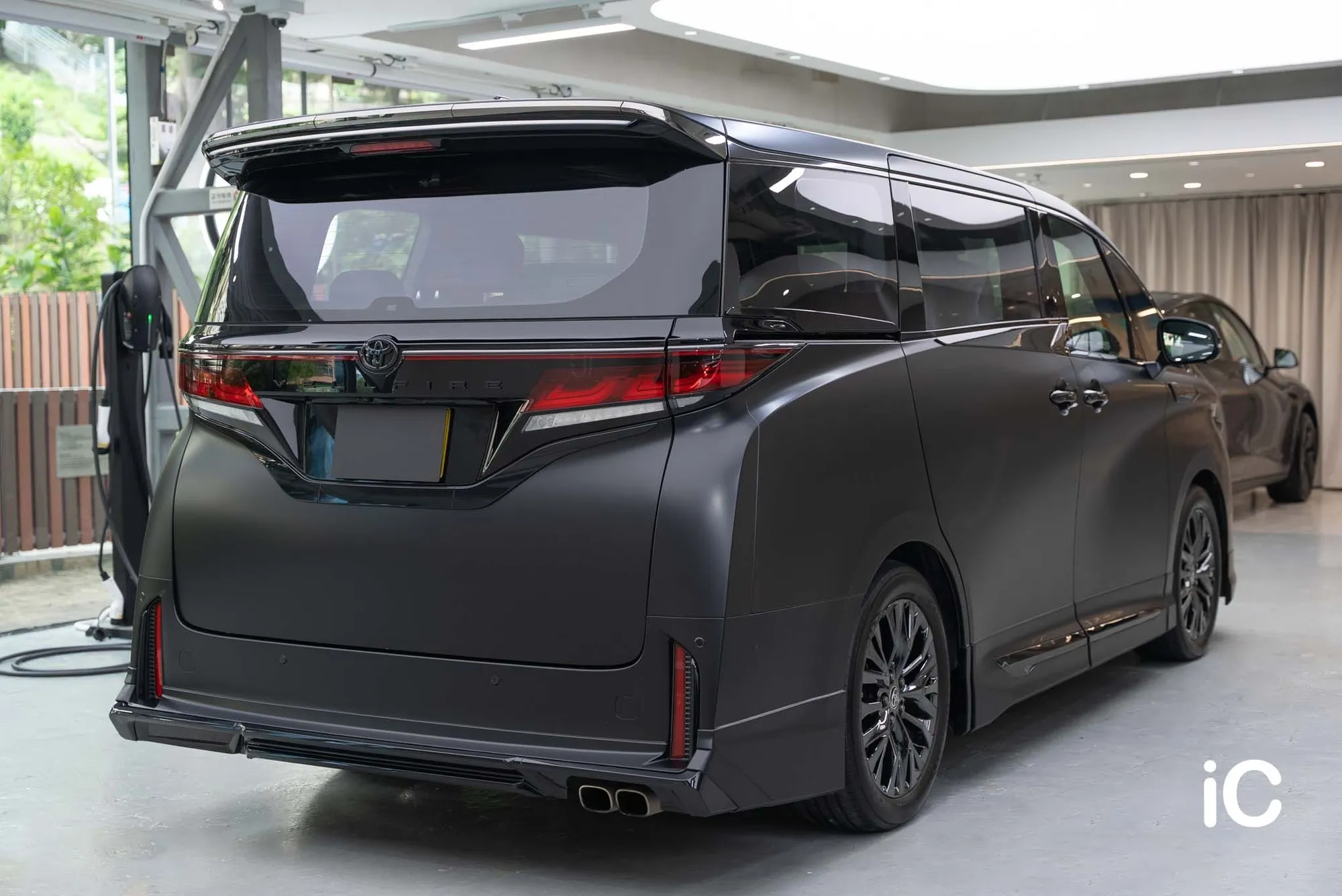 Toyota Vellfire 透明 PPF 施工作品