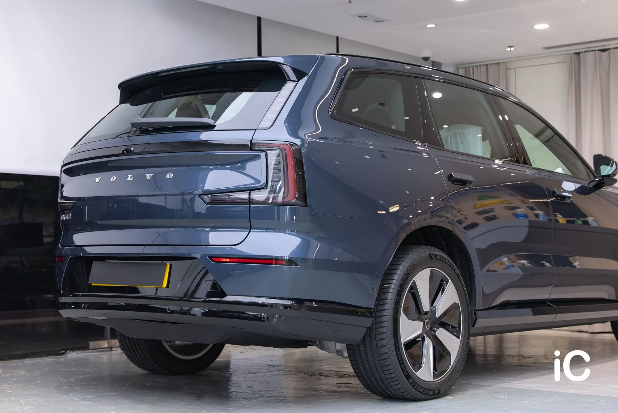 Volvo EX90 透明 PPF 施工作品