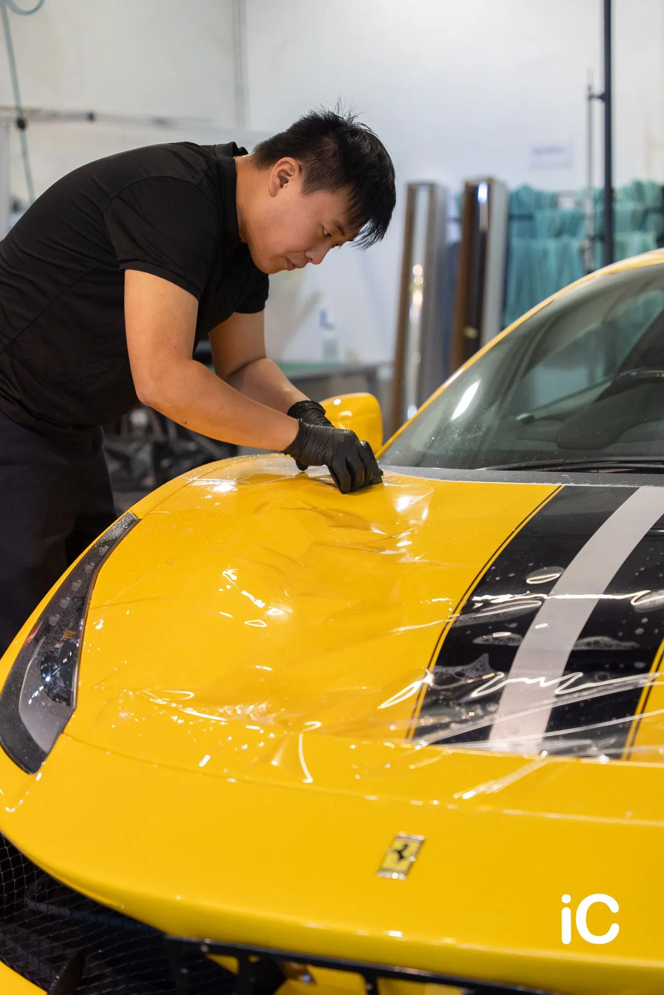 Ferrari 488 整理頭冚貼膜