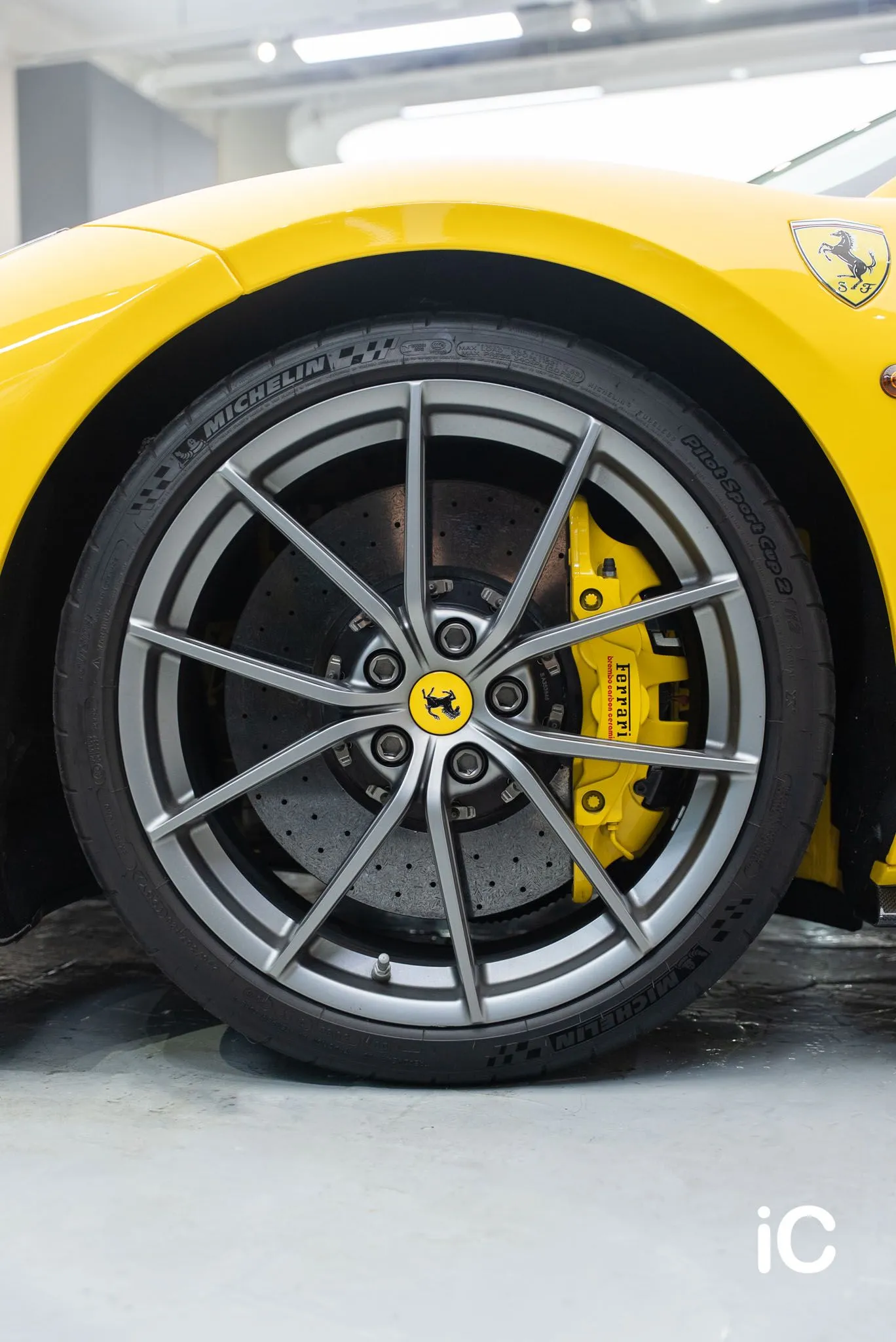 Ferrari 488 輪圈完成效果
