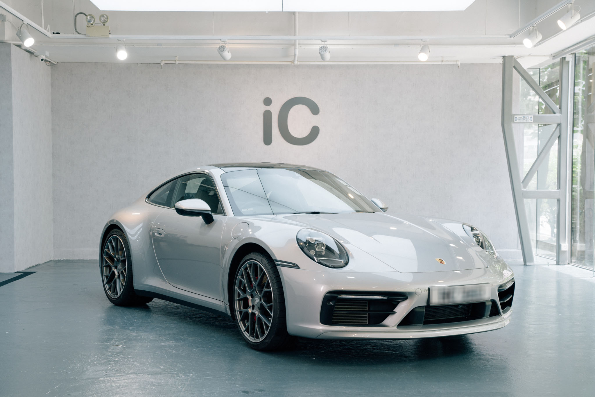 Porsche 911 (992) Carrera S 透明 PPF 施工作品