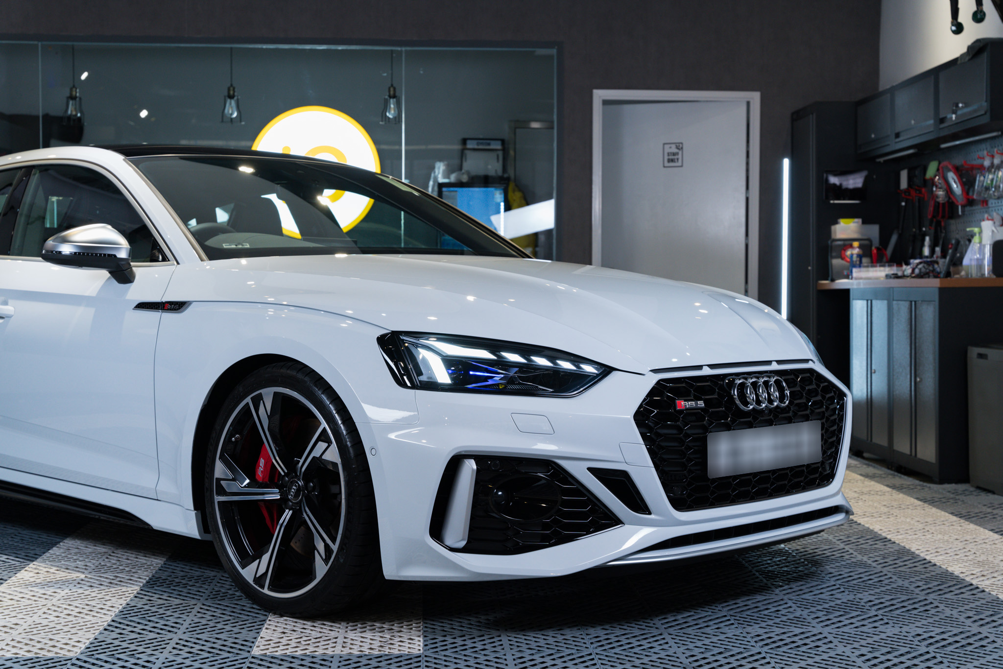 Audi RS5 Sportback 鍍膜 施工作品