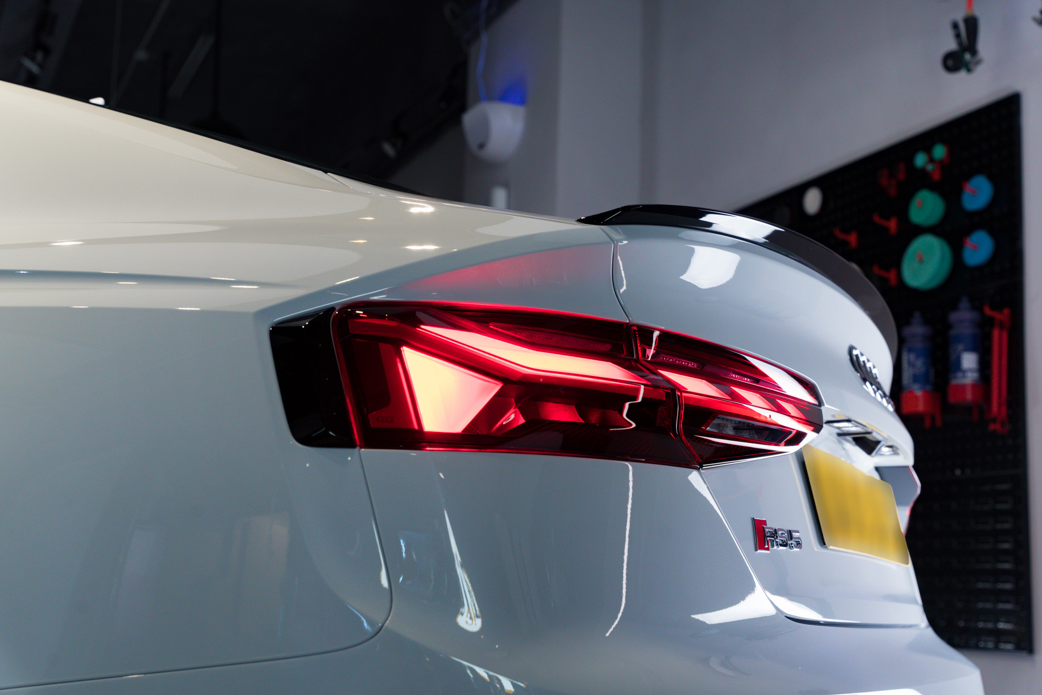 Audi RS5 Sportback 鍍膜 施工作品