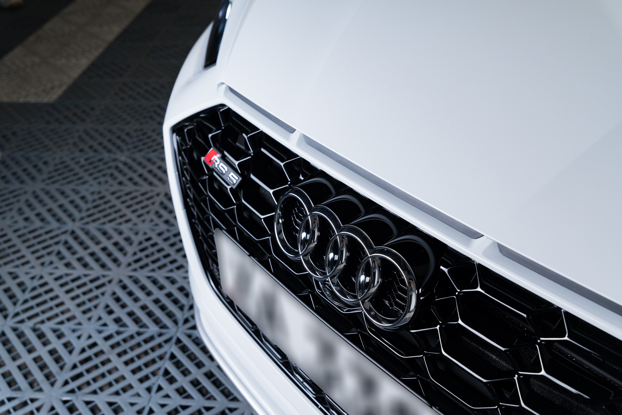 Audi RS5 Sportback 鍍膜 施工作品