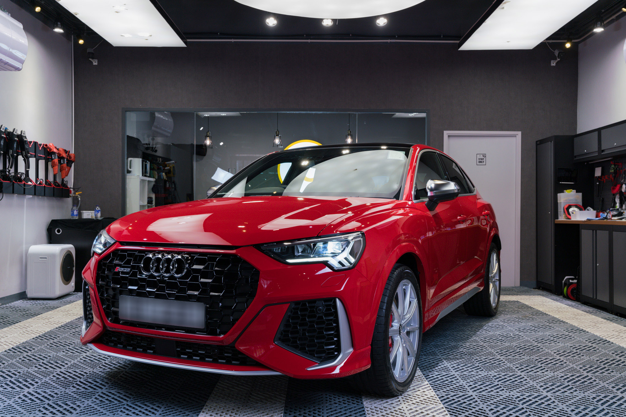 Audi Q3 鍍膜 施工作品