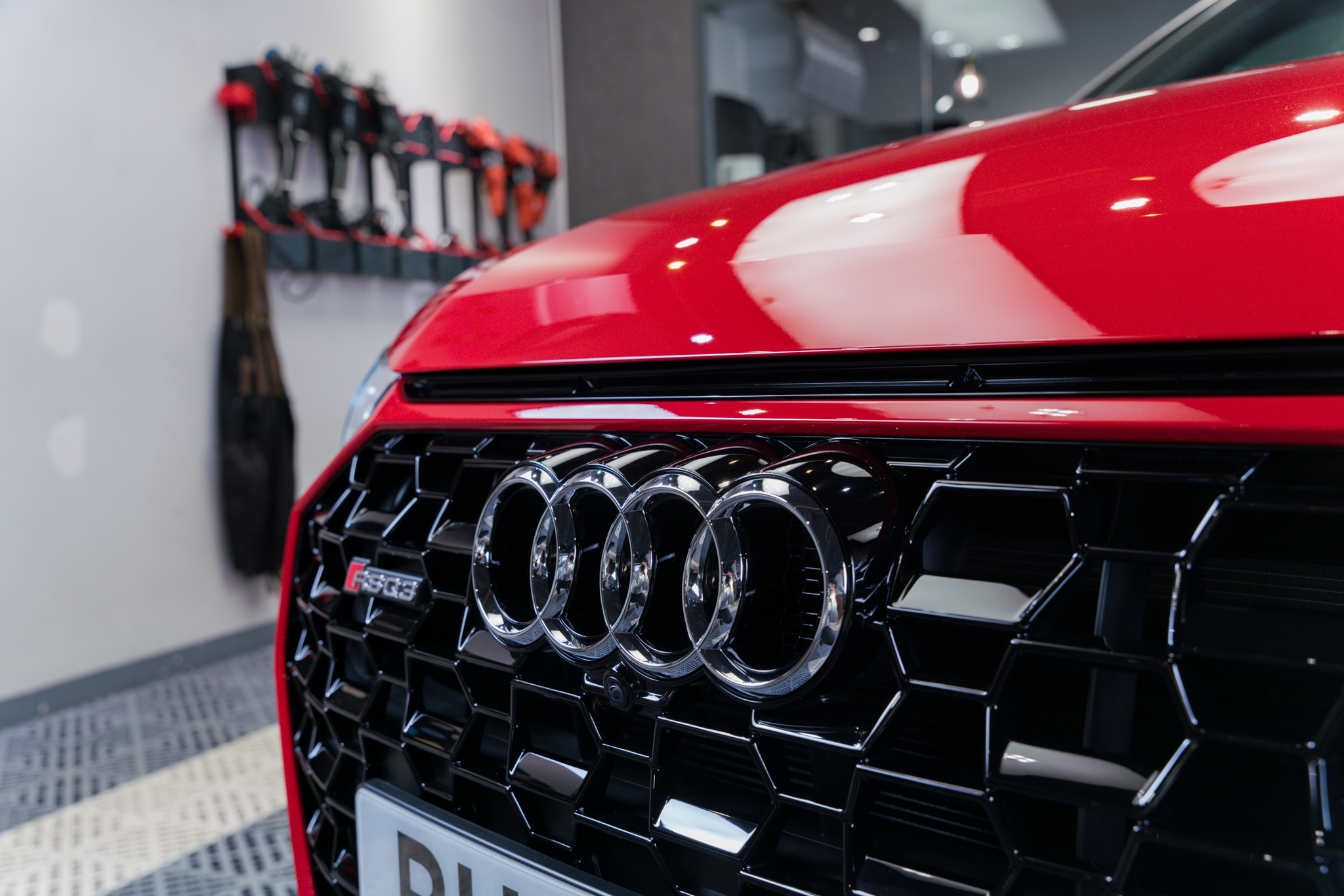 Audi Q3 鍍膜 施工作品