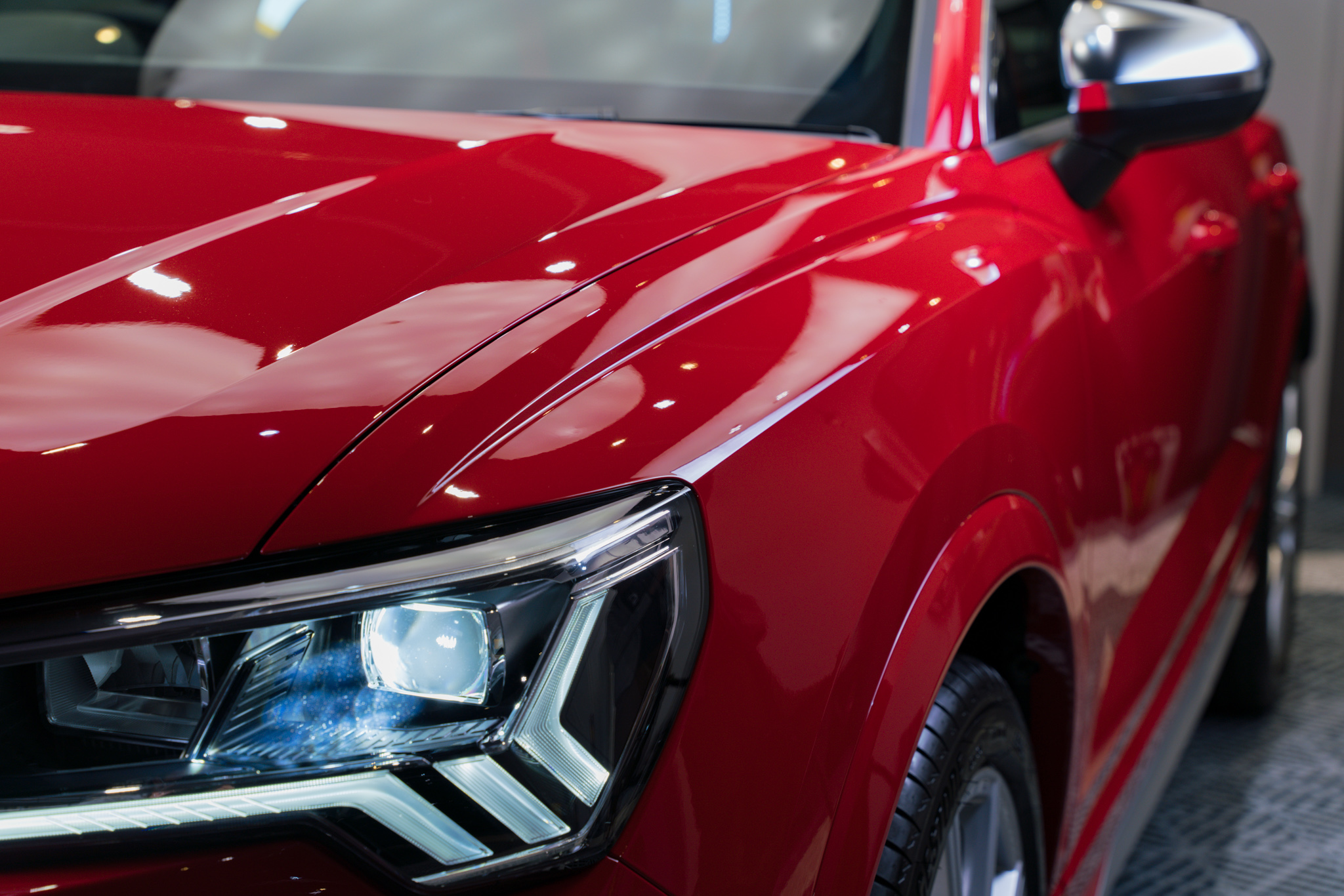 Audi Q3 鍍膜 施工作品