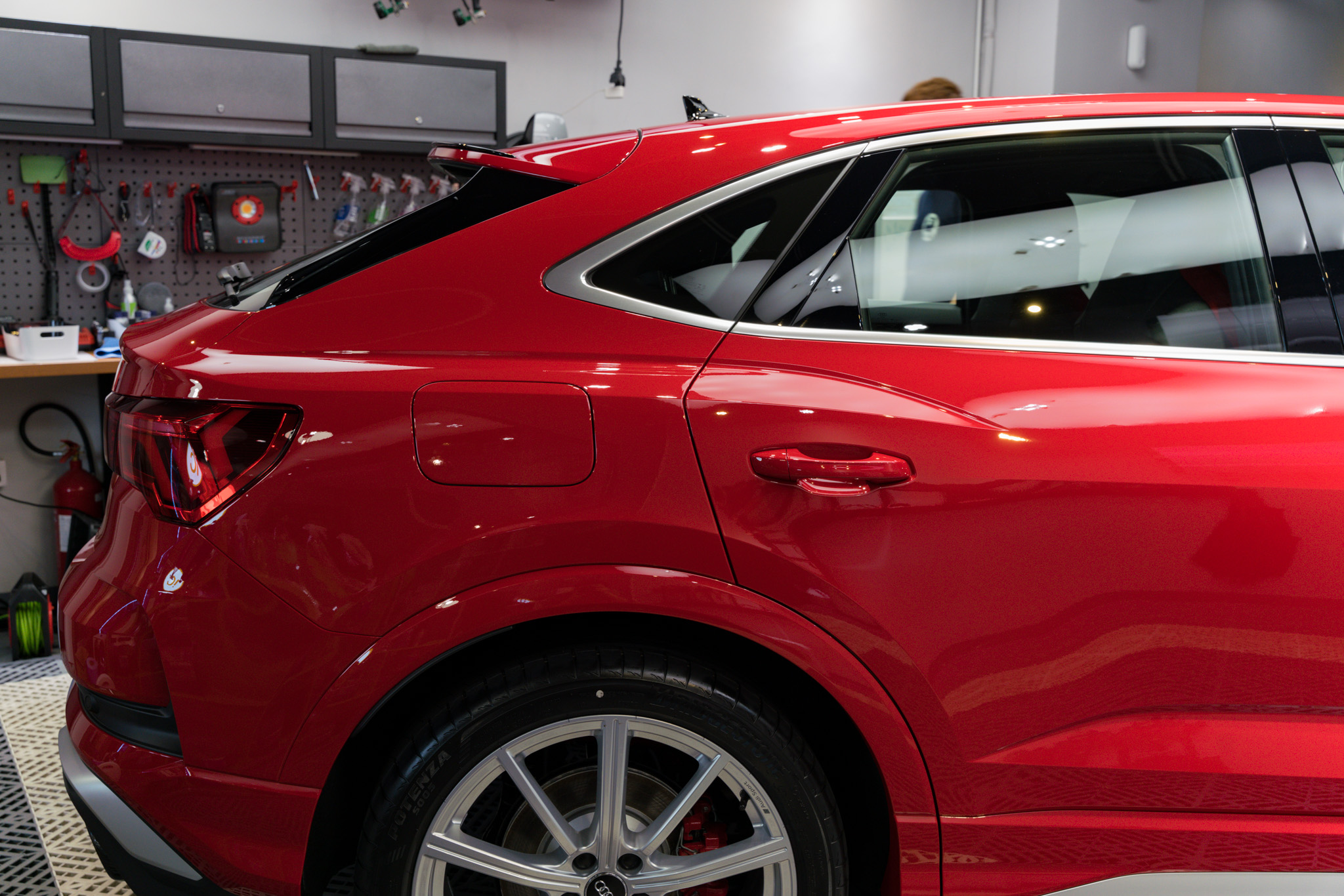 Audi Q3 鍍膜 施工作品