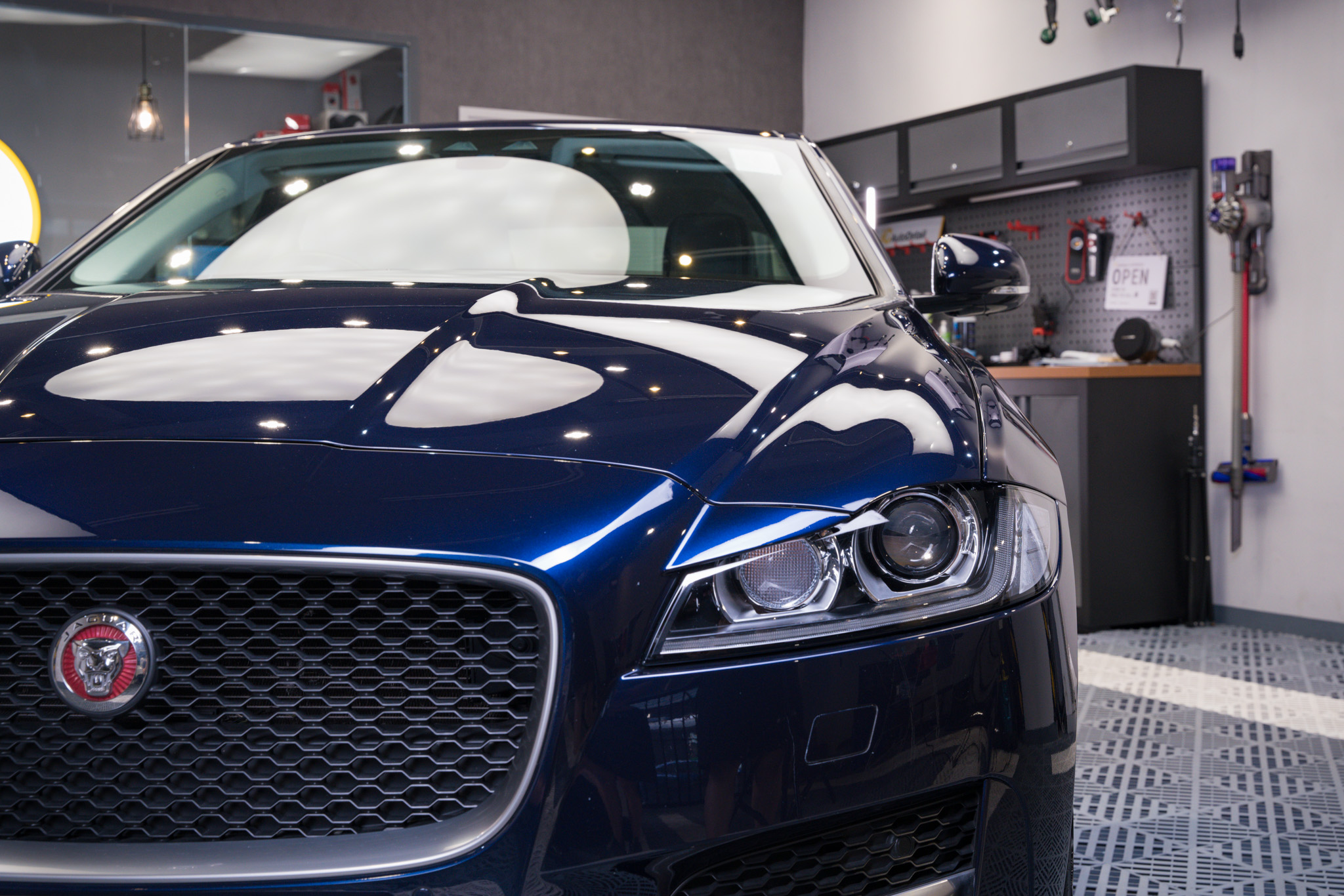 Jaguar XF 鍍膜 施工作品