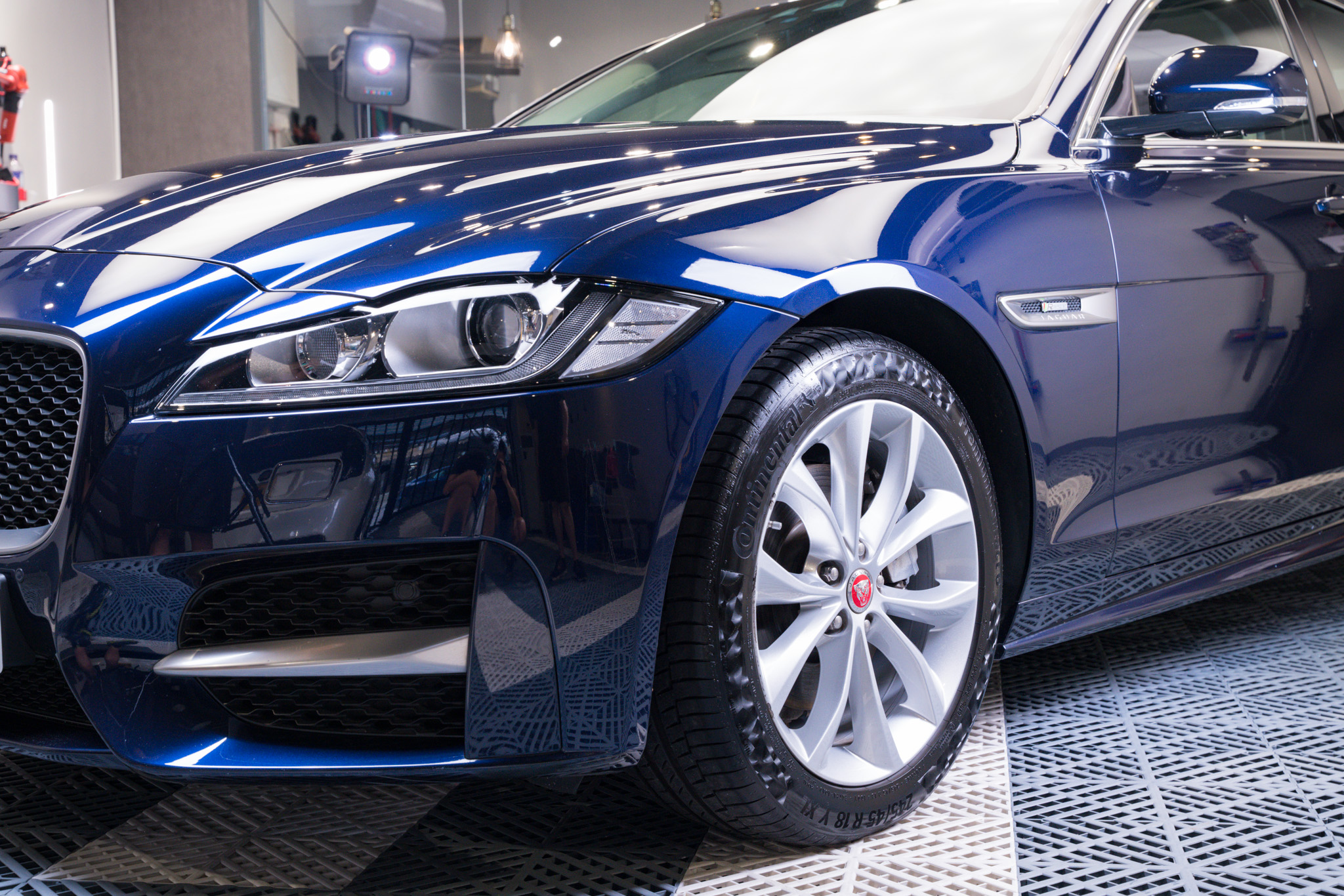 Jaguar XF 鍍膜 施工作品