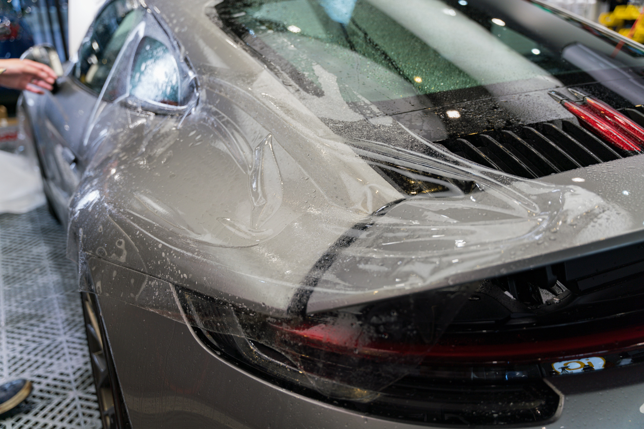 Porsche 911 (992) Carrera S 透明 PPF 施工作品