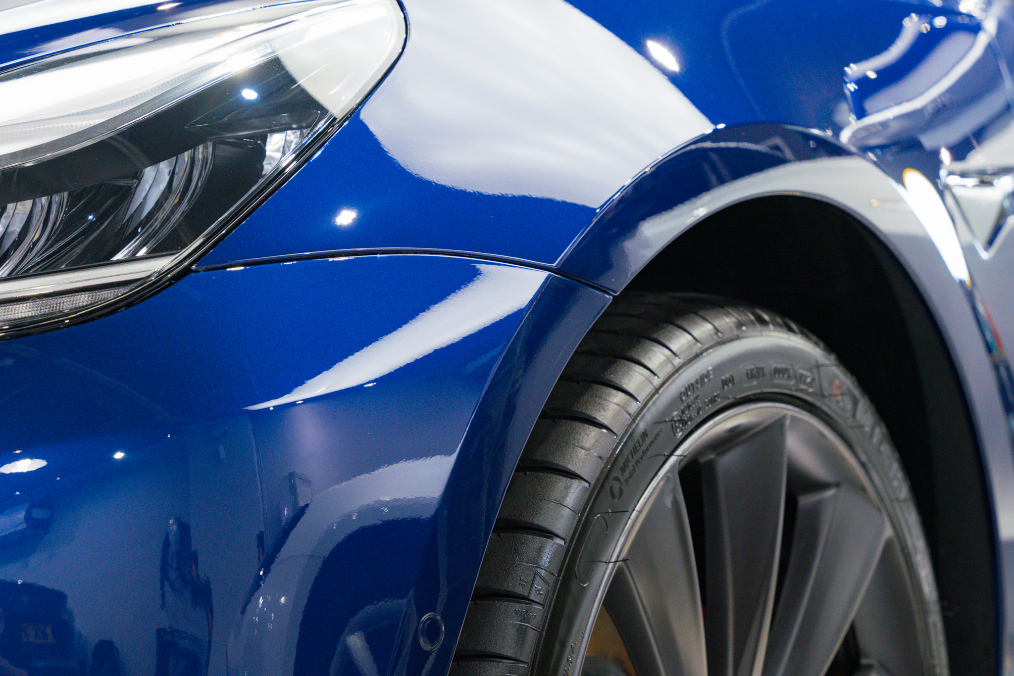 Tesla Model 3 Deep Blue Metallic 透明 PPF 施工作品
