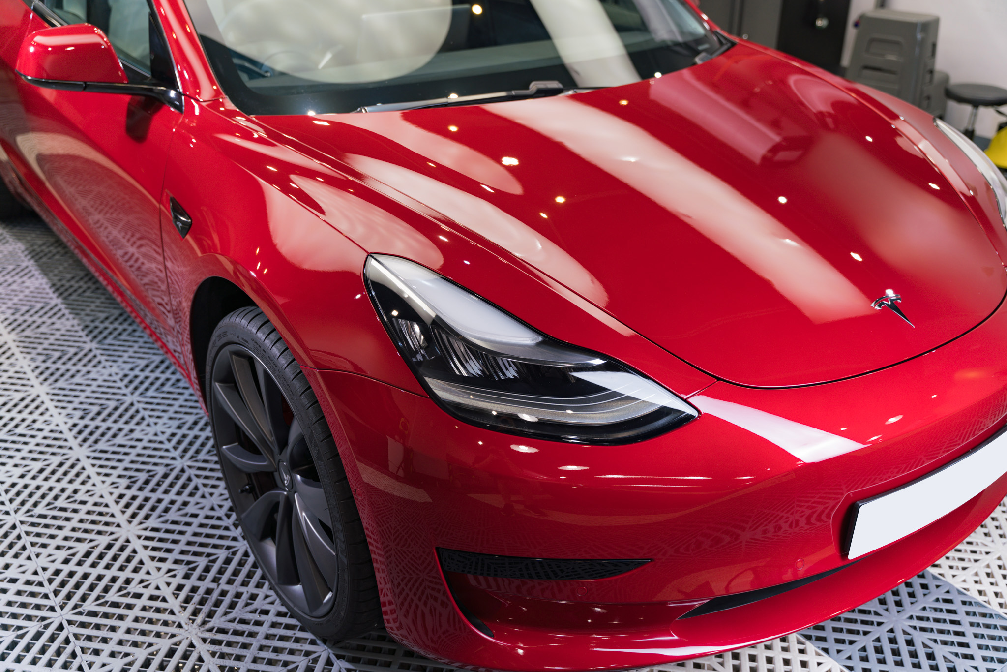 Tesla Model 3 Multi-Coat Red 鍍膜 施工作品