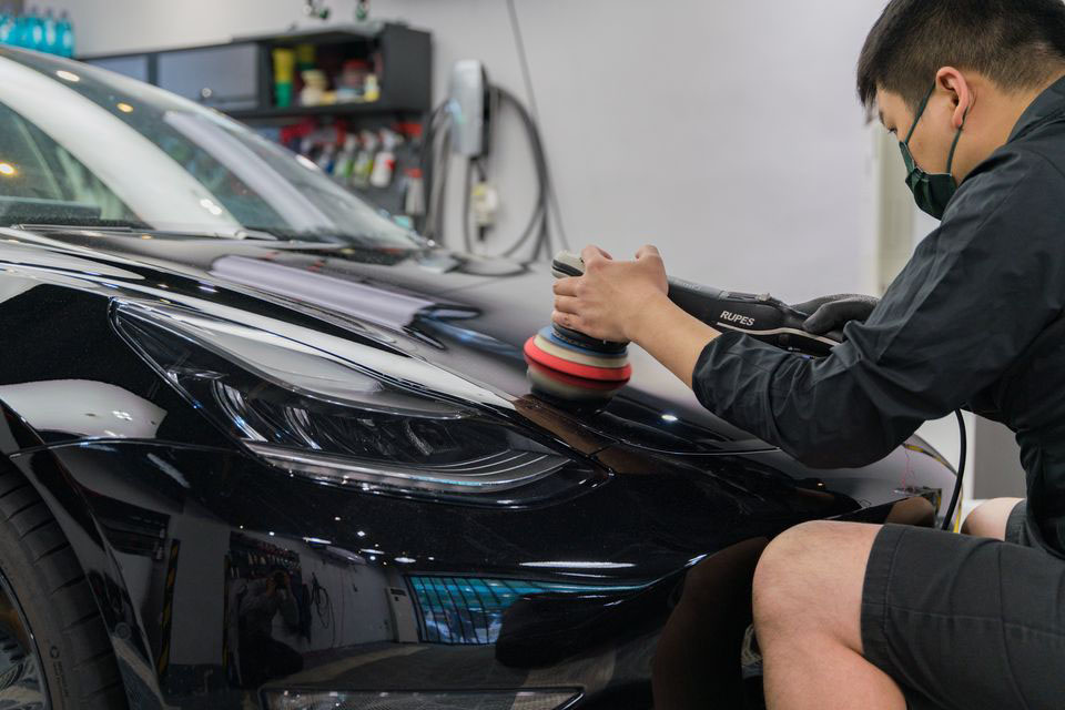 Tesla Model 3 Solid Black 鍍膜 施工作品