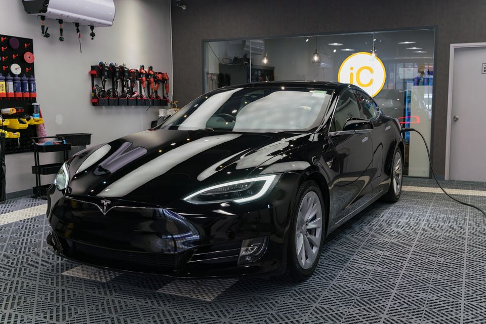 Tesla Model S 2017 鍍膜 施工作品