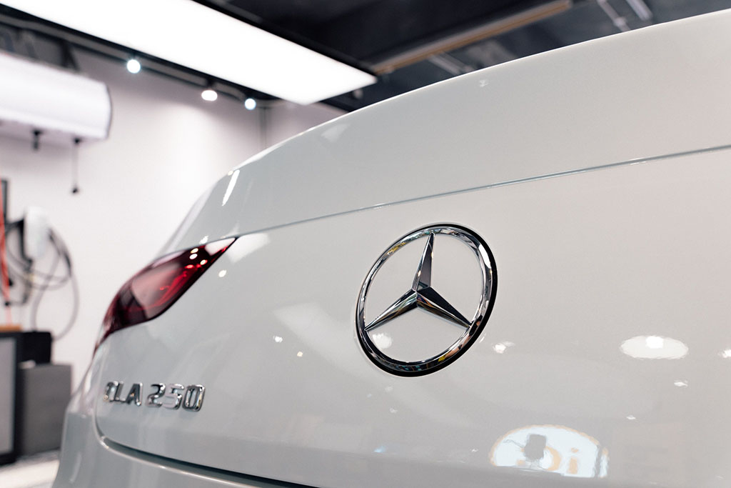 Mercedes-Benz CLA 250 鍍膜 施工作品