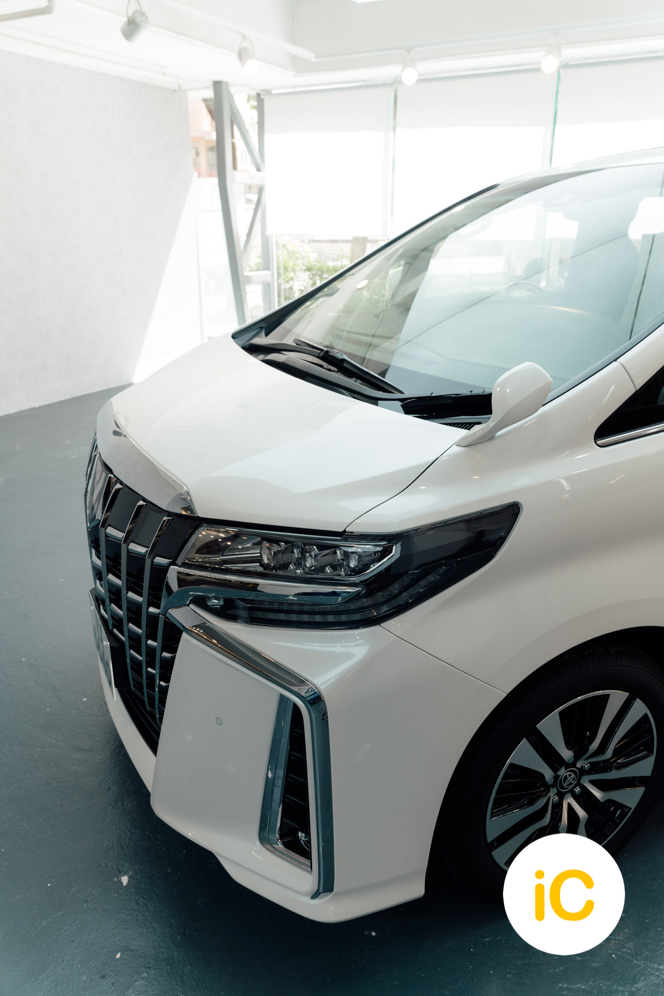 Toyota Alphard 透明 PPF 施工作品