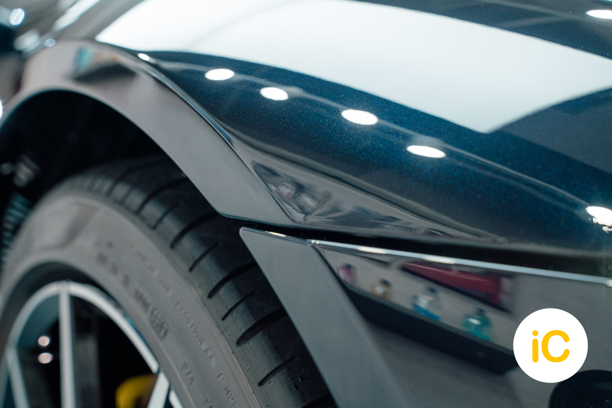 Aston Martin Vantage 透明 PPF 施工作品