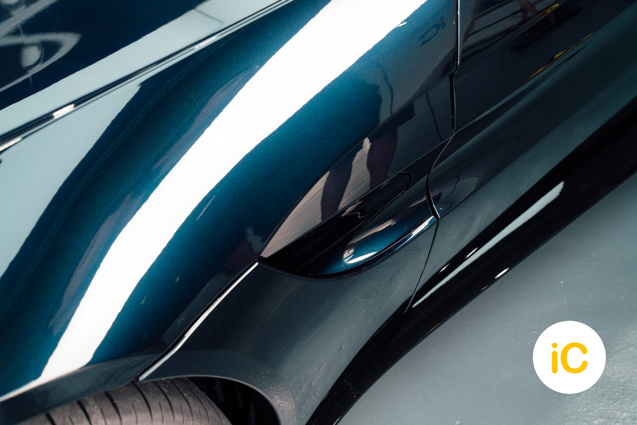 Aston Martin Vantage 透明 PPF 施工作品