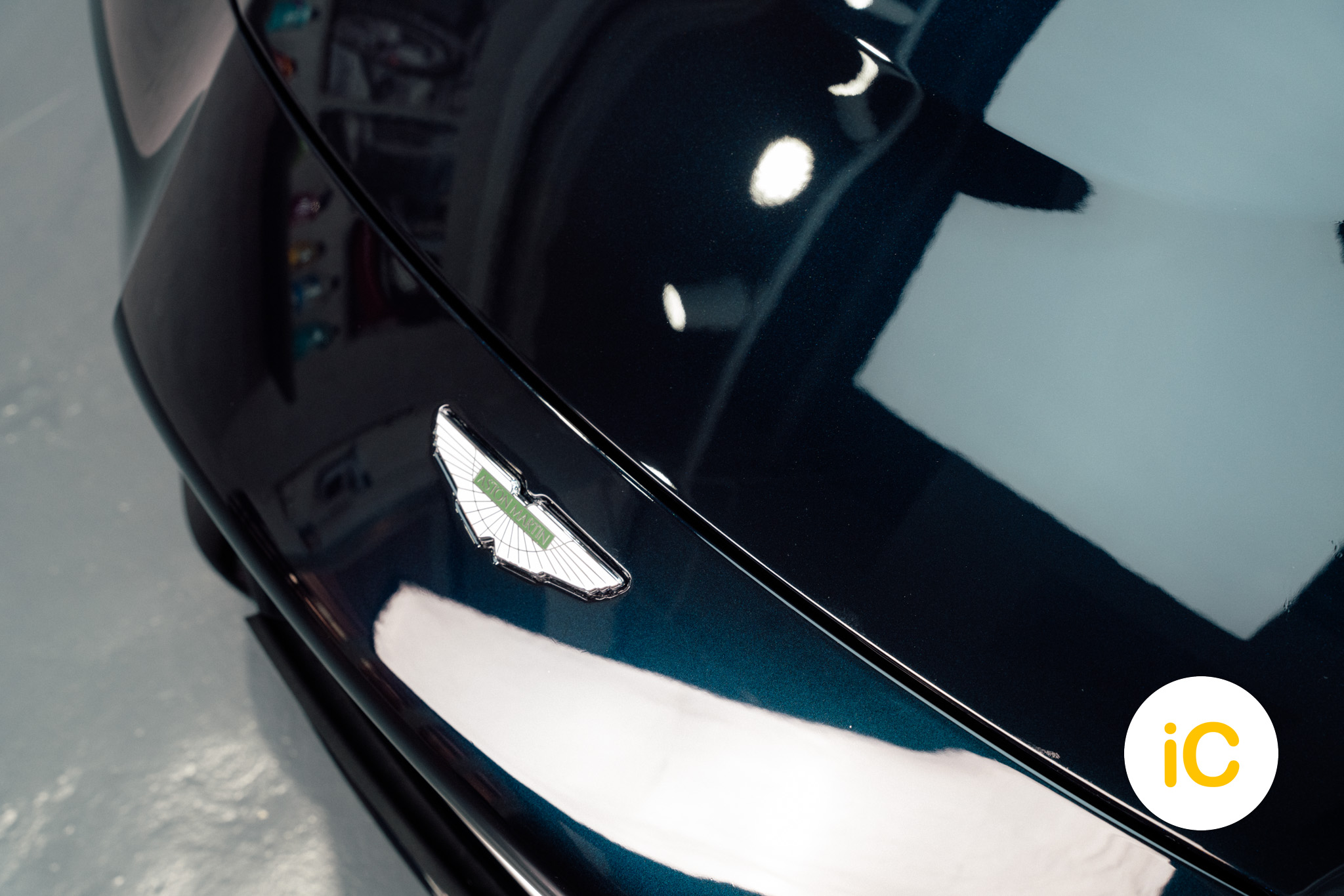 Aston Martin Vantage 透明 PPF 施工作品