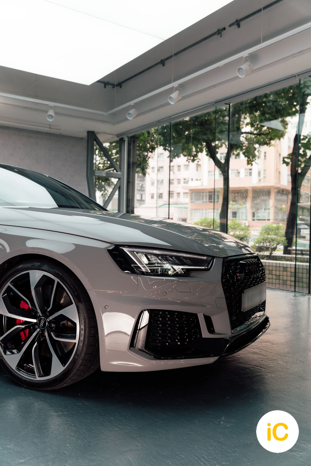 Audi RS4 透明 PPF 施工作品