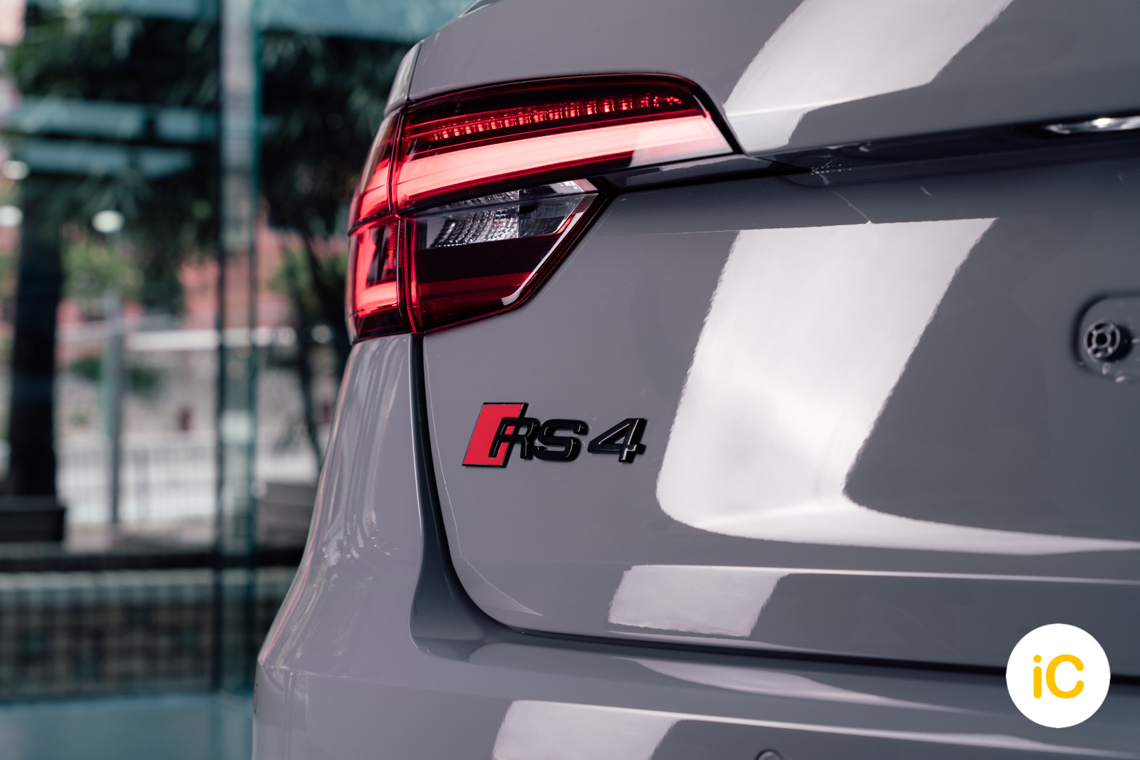 Audi RS4 透明 PPF 施工作品