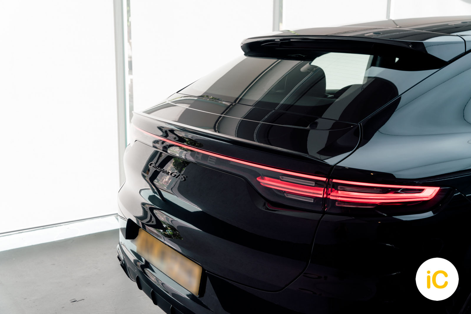 Porsche Cayenne 透明 PPF 施工作品