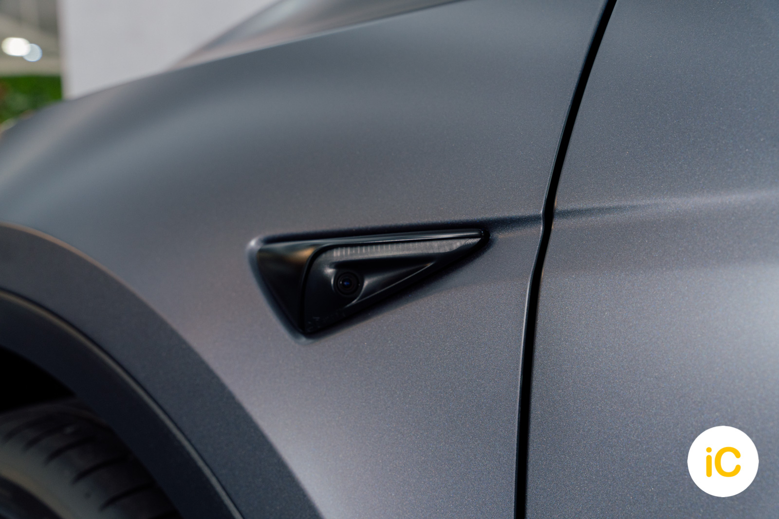 Tesla Model Y 夜銀 透明 PPF 施工作品