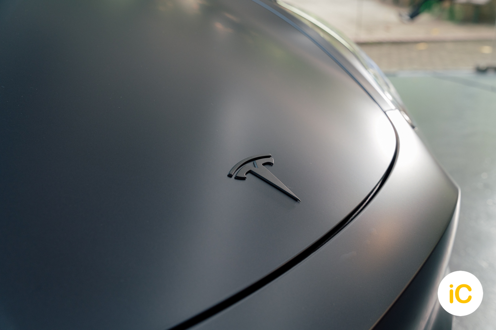 Tesla Model Y 夜銀 透明 PPF 施工作品