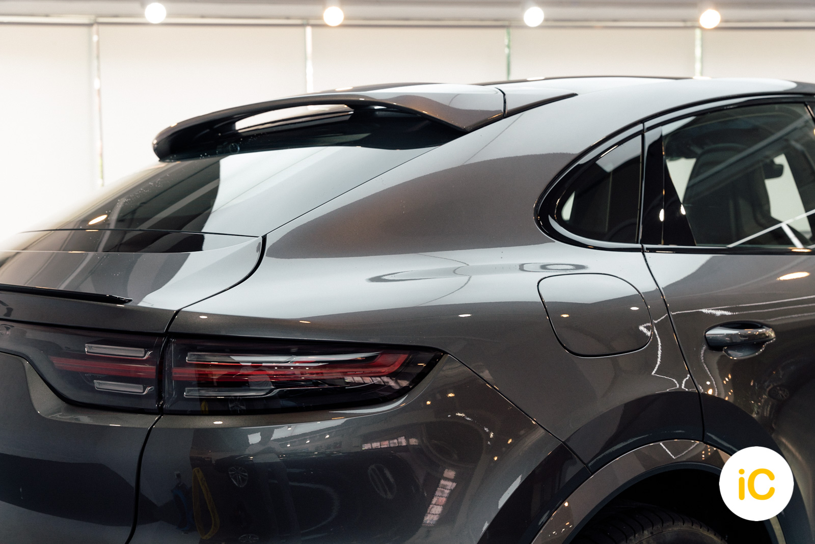 Porsche Cayenne 透明 PPF 施工作品