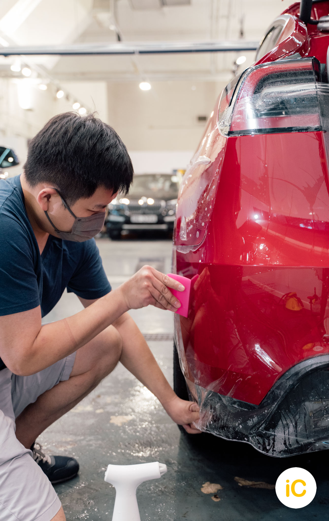 Tesla Model Y 亮紅 透明 PPF 施工作品